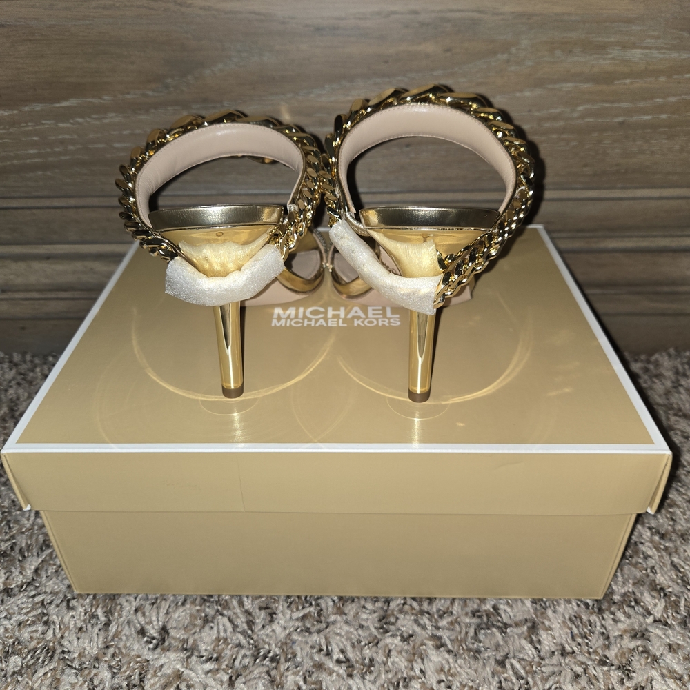 Michael Kors! Elegant Gold Heel With Gold Chain. Sexy And Sleek! - Picture 4 of 5